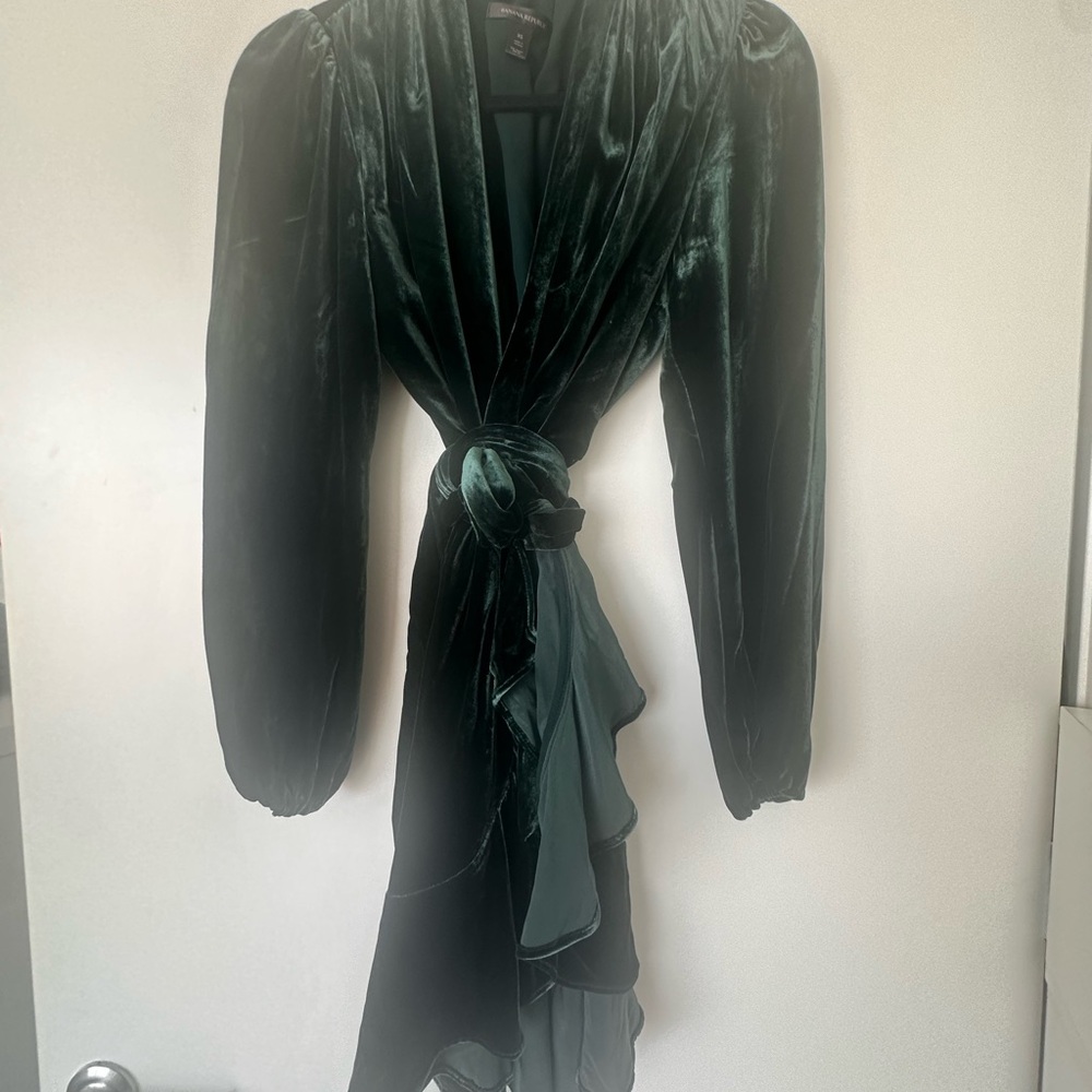 Elegant Velvet Green Dress